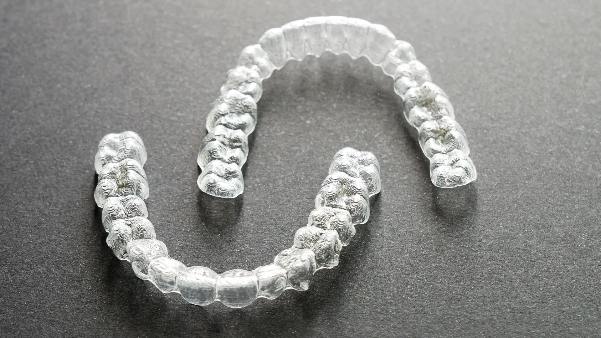 Wie lange dauert eine Invisalign Behandlung